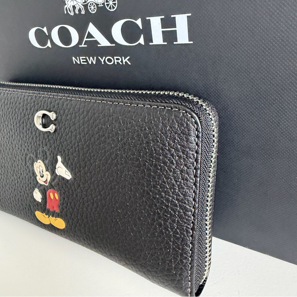 NWT Disney X Coach Essential Accordion Zip Wallet - Picture 4 of 11